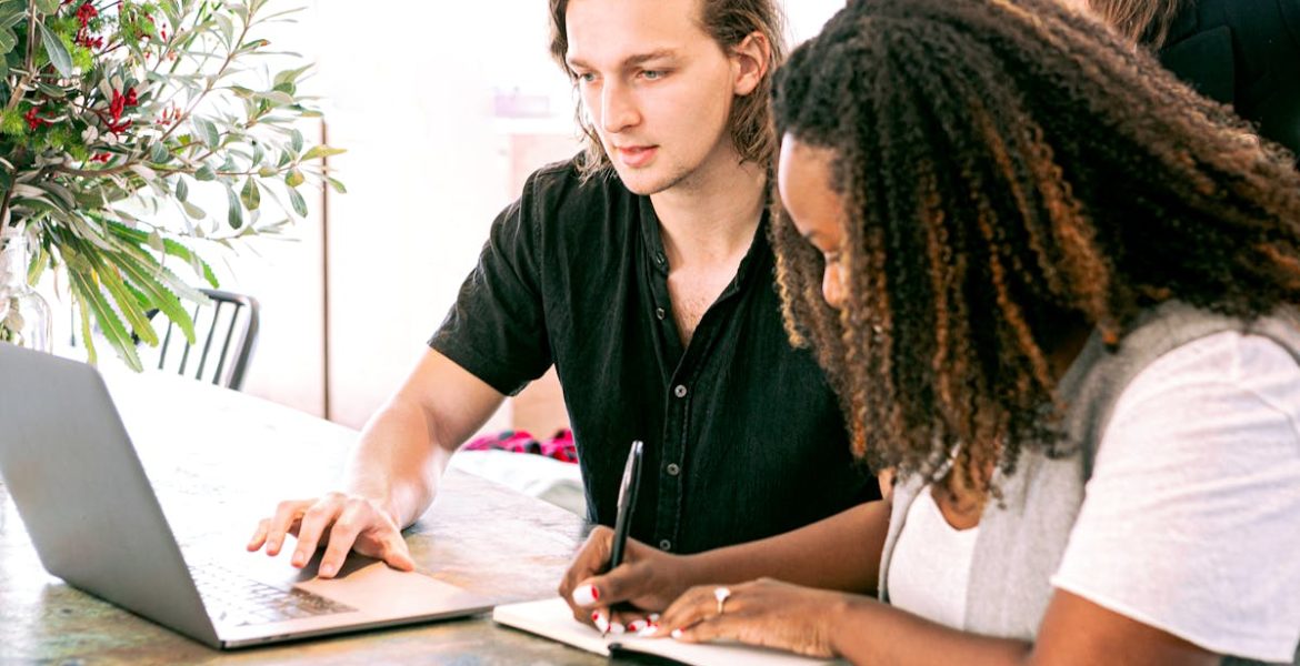 découvrez notre agence de marketing, spécialisée dans la création de stratégies sur mesure pour booster votre visibilité et attirer de nouveaux clients. profitez de notre expertise pour optimiser votre communication digitale et atteindre vos objectifs commerciaux.