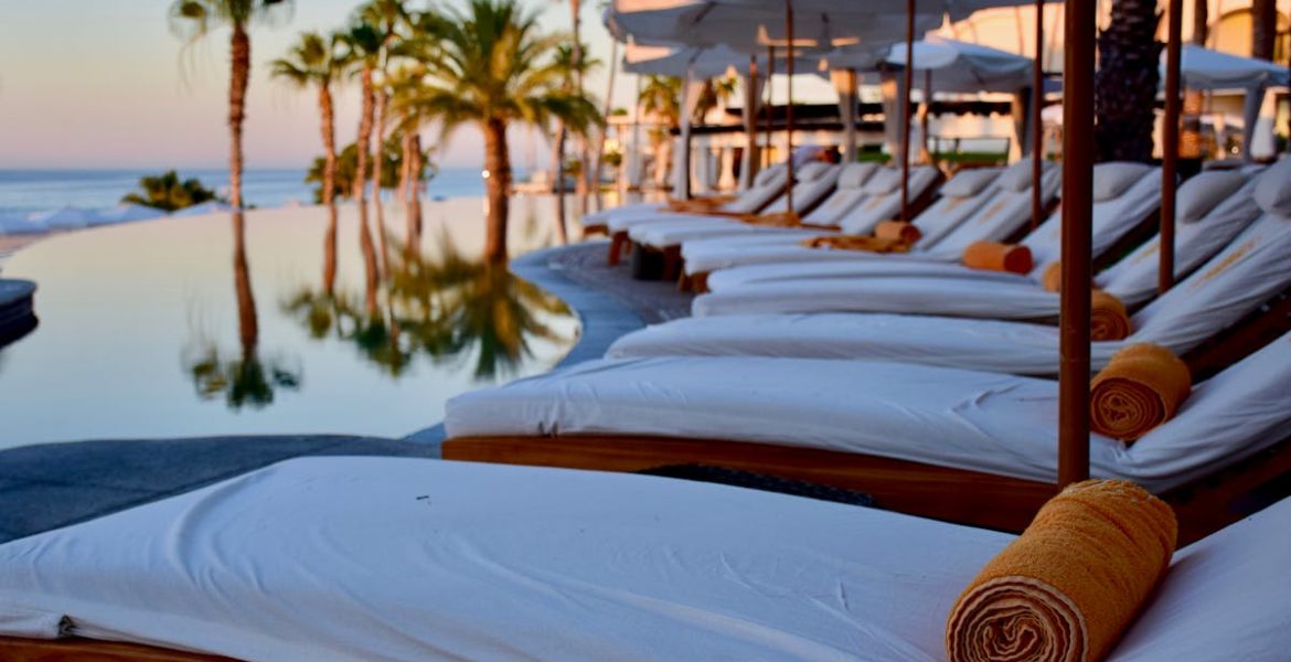 découvrez notre sélection de serviettes de plage ultra absorbantes et au design tendance, idéales pour vos journées ensoleillées à la mer ou à la piscine. confort, style et praticité se rencontrent pour sublimer votre expérience estivale.