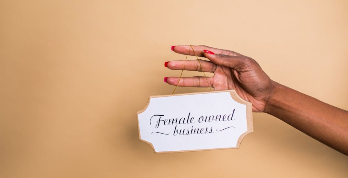 découvrez nos services créatifs sur mesure : branding, design graphique, stratégie digitale, production de contenu et bien plus pour dynamiser votre image de marque et attirer de nouveaux clients.